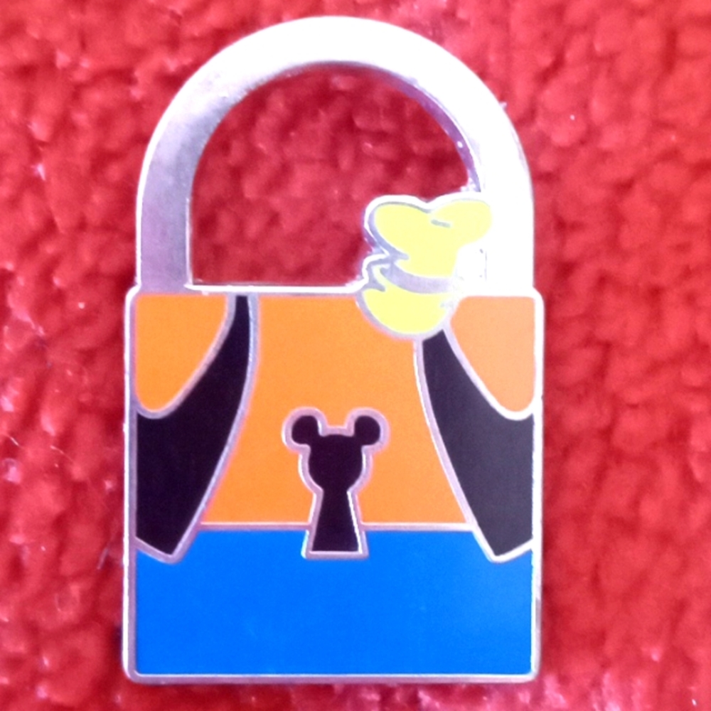 DISNEY LIMITED RELEASE GOOFY LOCK PIN